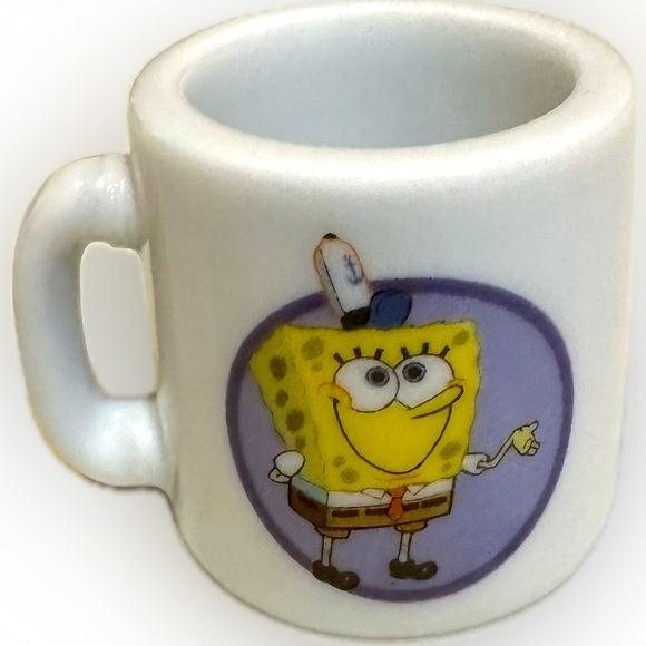 VTG 2002 TINY SPONGEBOB SQUAREPANTS CERAMIC MUG CUP MINI VIACOM COLLECTIBLE 1.25 - Picture 6 of 7